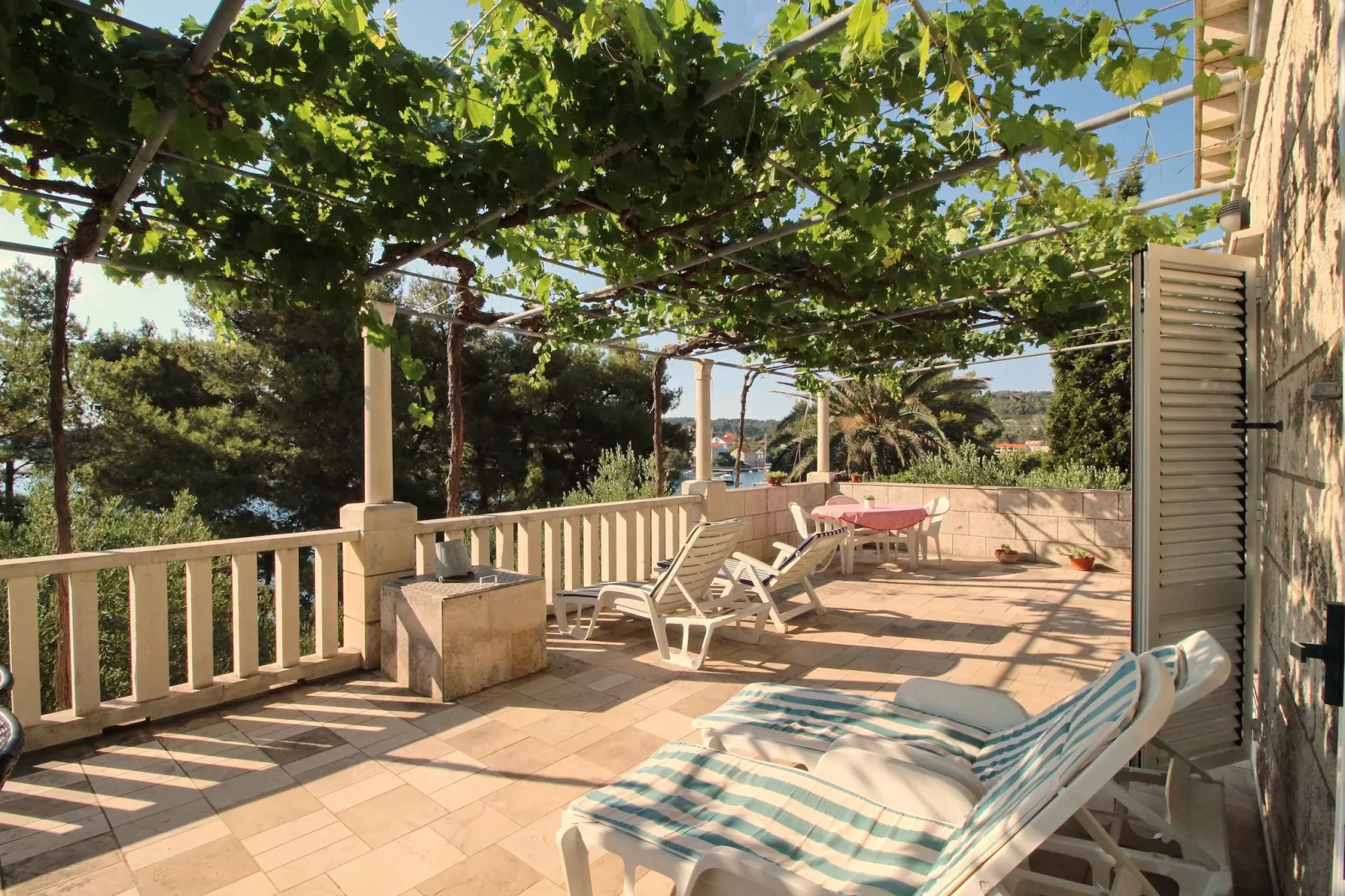 Apartment Kim- Two Bedroom Apartment with Terrace and Sea View-Terras