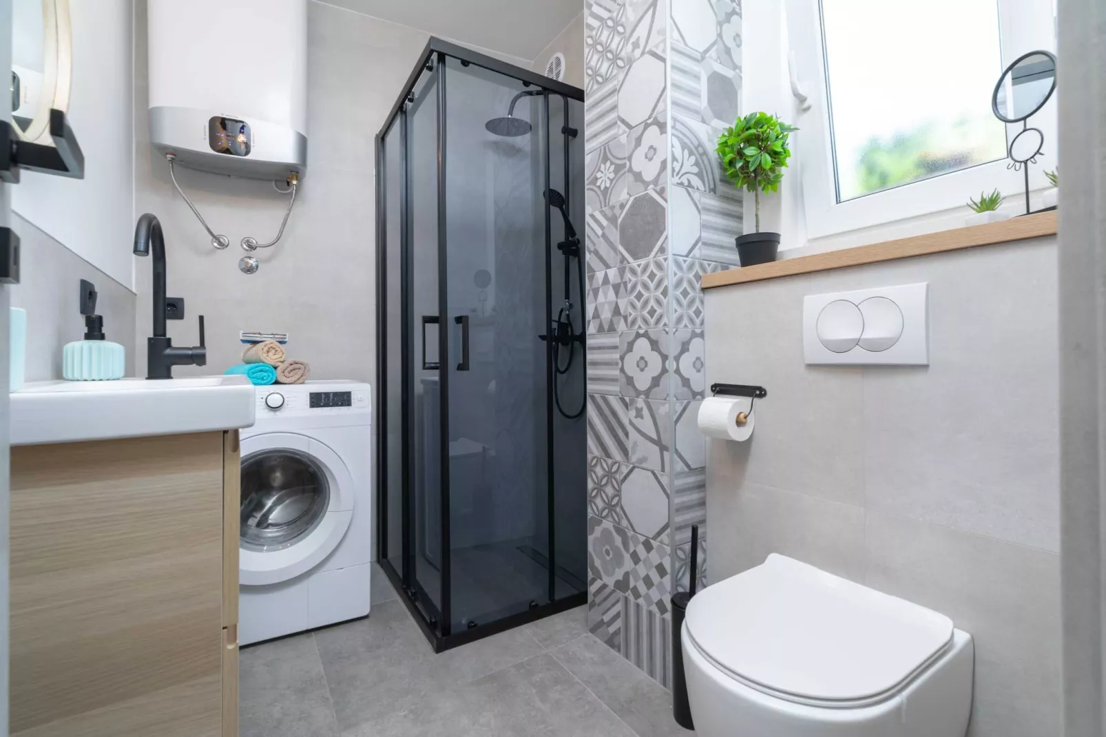 Holiday Home Diana - Five Bedroom House with Terrace and Sea View-Badkamer