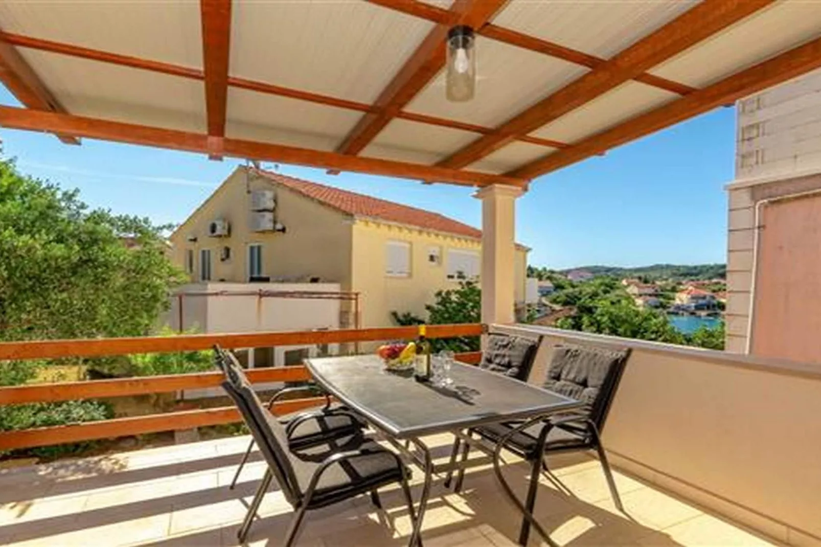 Apartments Radojković Lumbarda -One Bedroom Apartment with Terrace and Partial Sea View(A1)-Terras