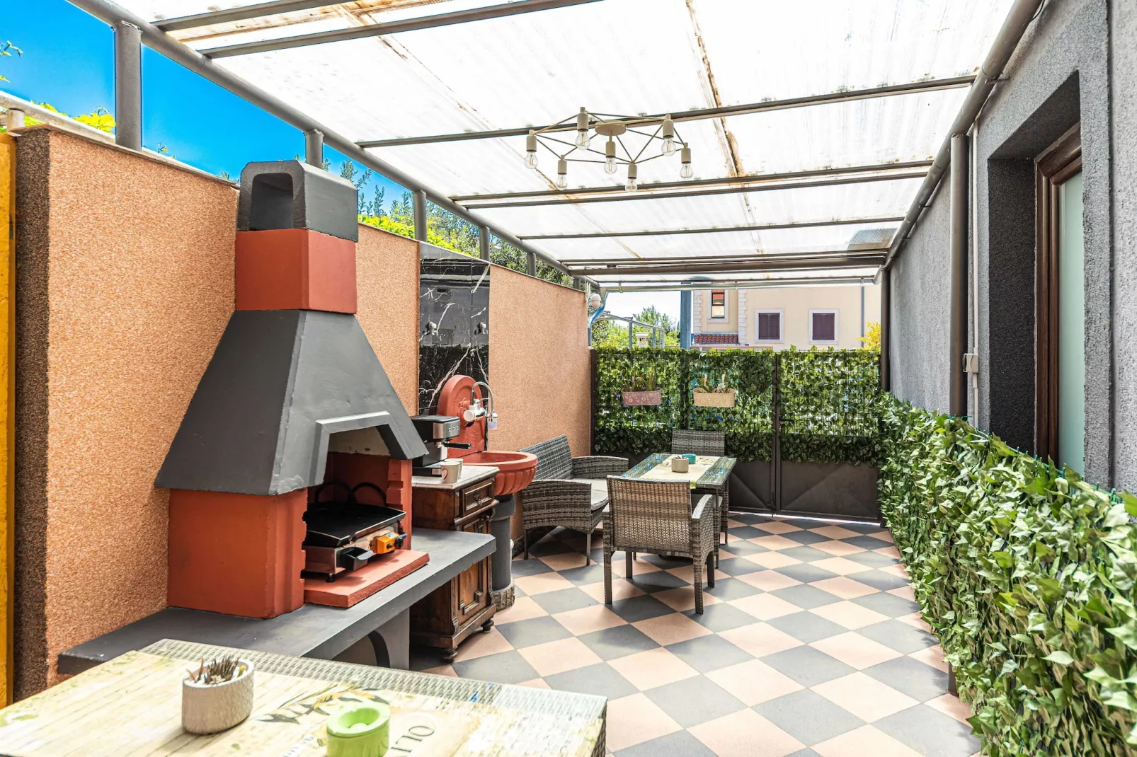 Apartments Keka - One Bedroom Apartment-Terras