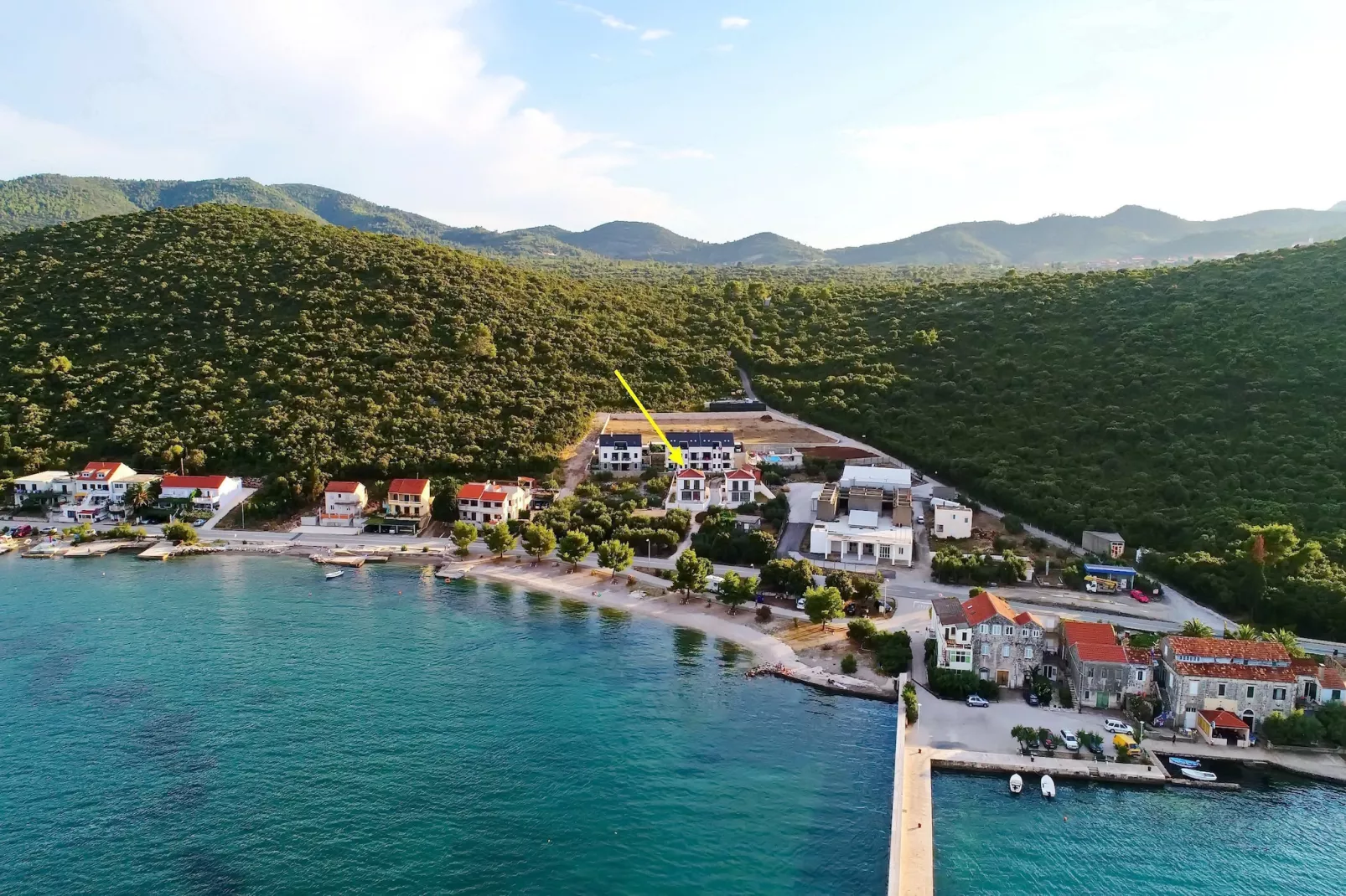 Villa E & D  - Four Bedroom Villa with Pool and Patio - Villa D