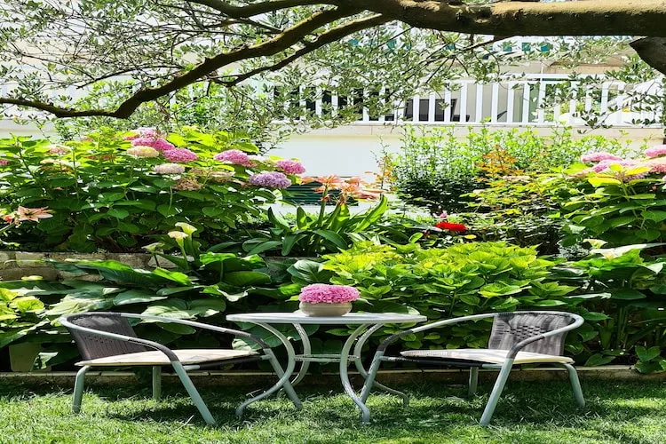 Holiday Home Gea - Three Bedroom Holiday Home with Terrace and Partial Sea View-Tuinen zomer