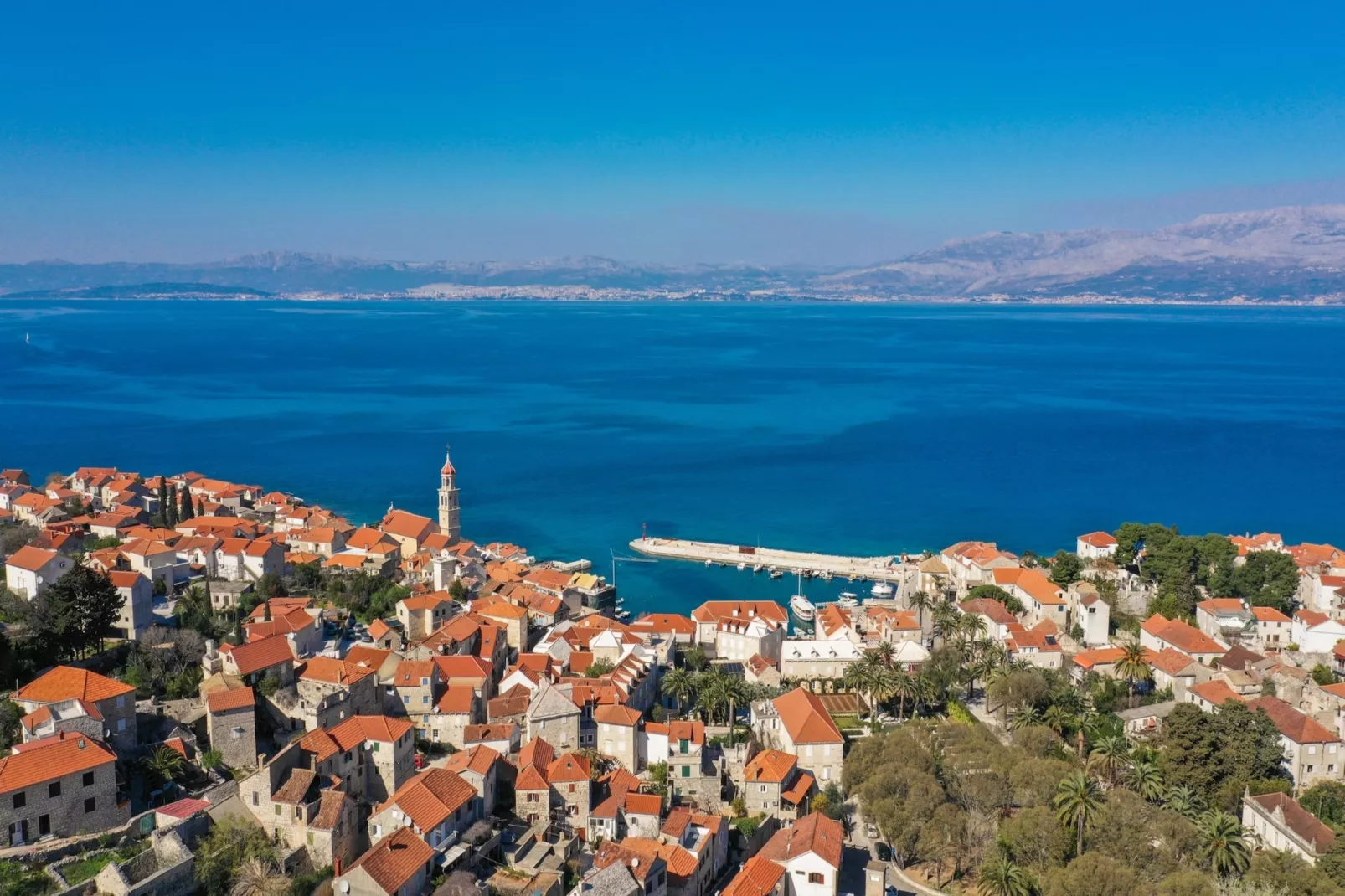 Apartment M&J - Comfort Two Bedroom Apartment with Terrace and Sea View (Škaro)-Uitzicht