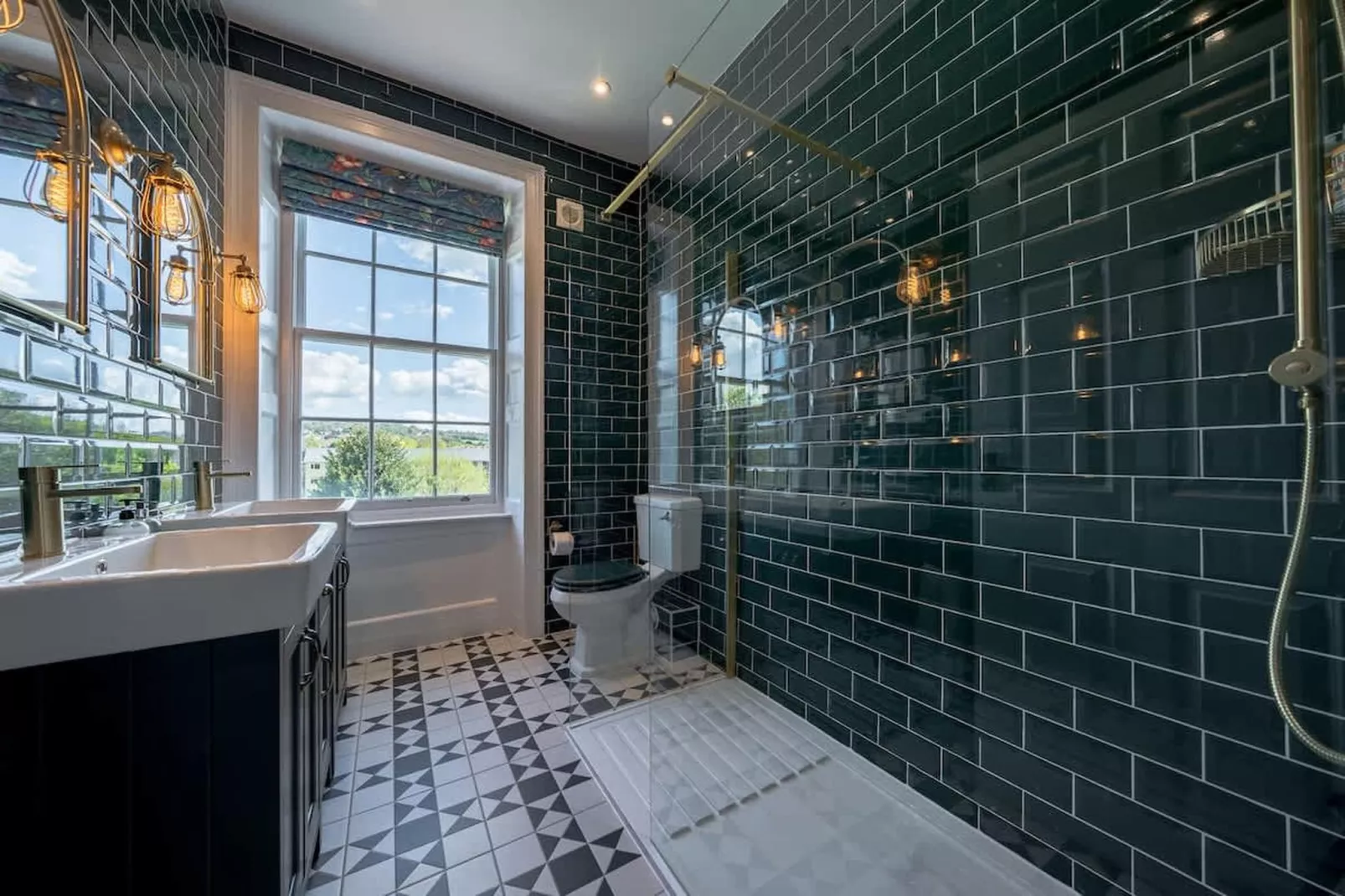 BA1 Walcot 4-Badkamer