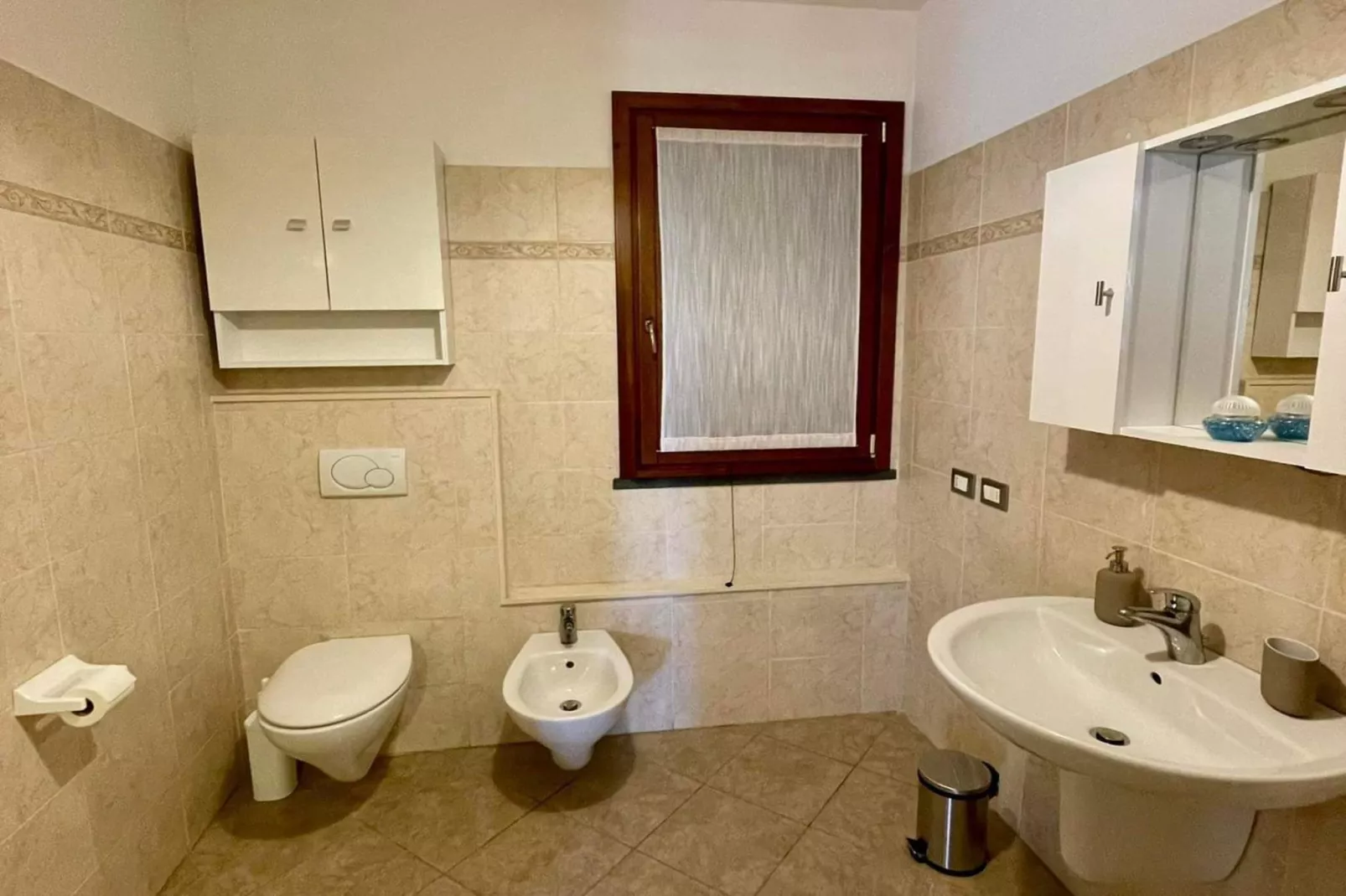 Landman Apartment-Badkamer