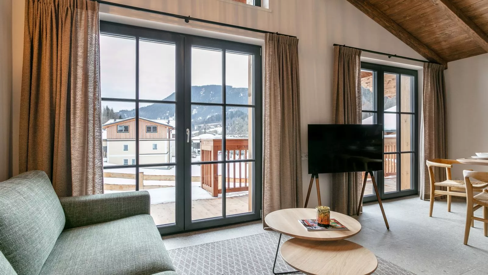 Tauernlodge Eben E1-Woonkamer