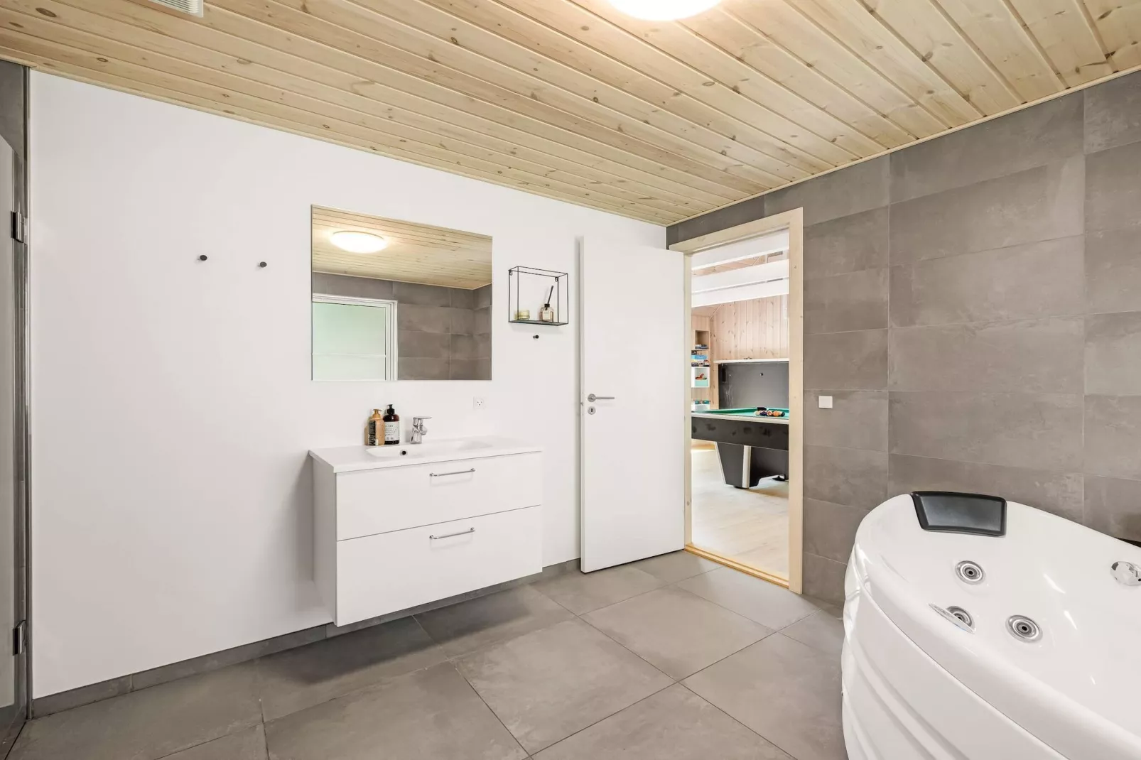 Luxe strandhuis in Henne -- By Traum Ferienwohnungen-Spa