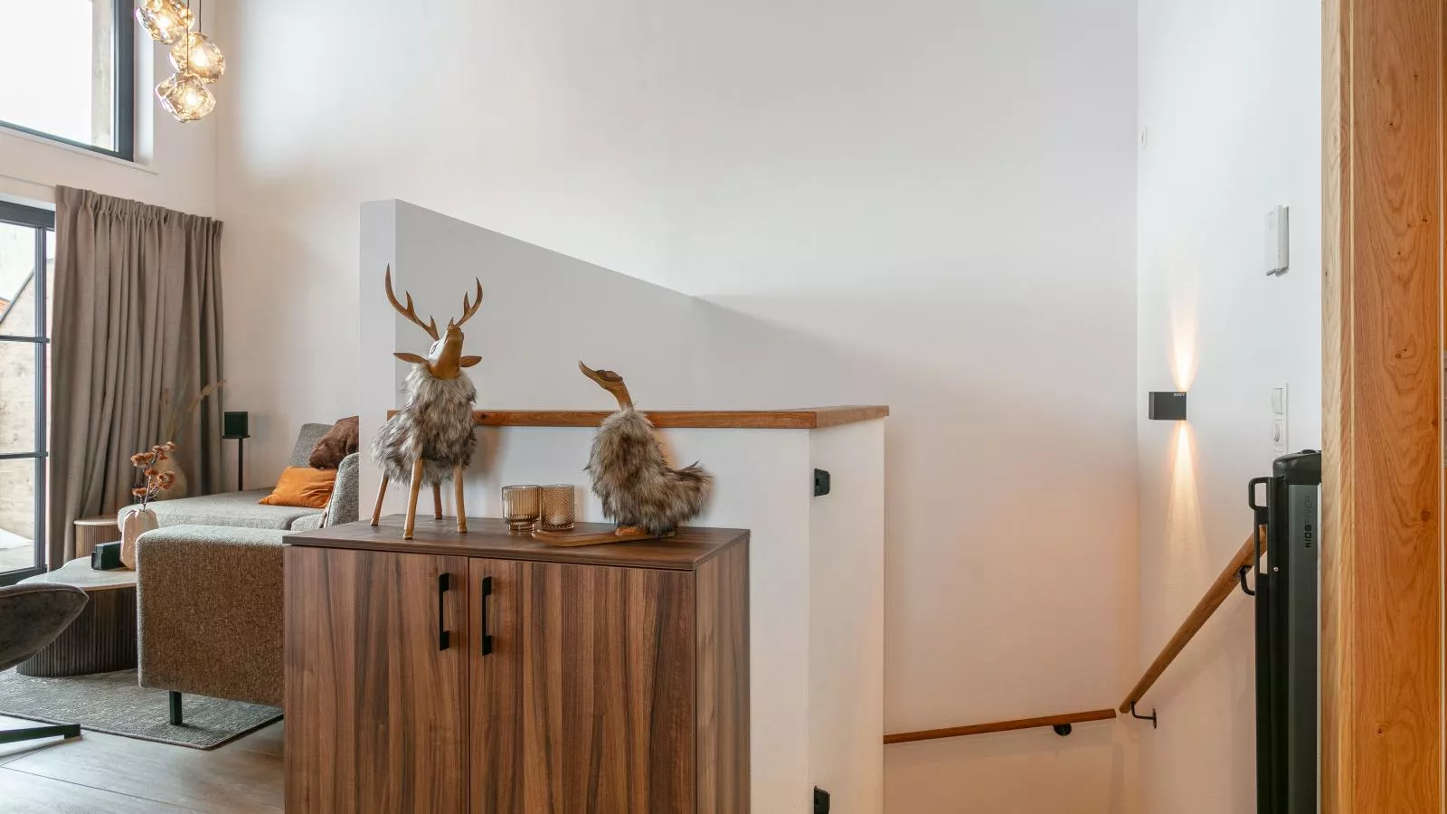 Tauernlodge Eben D4 - Binnen