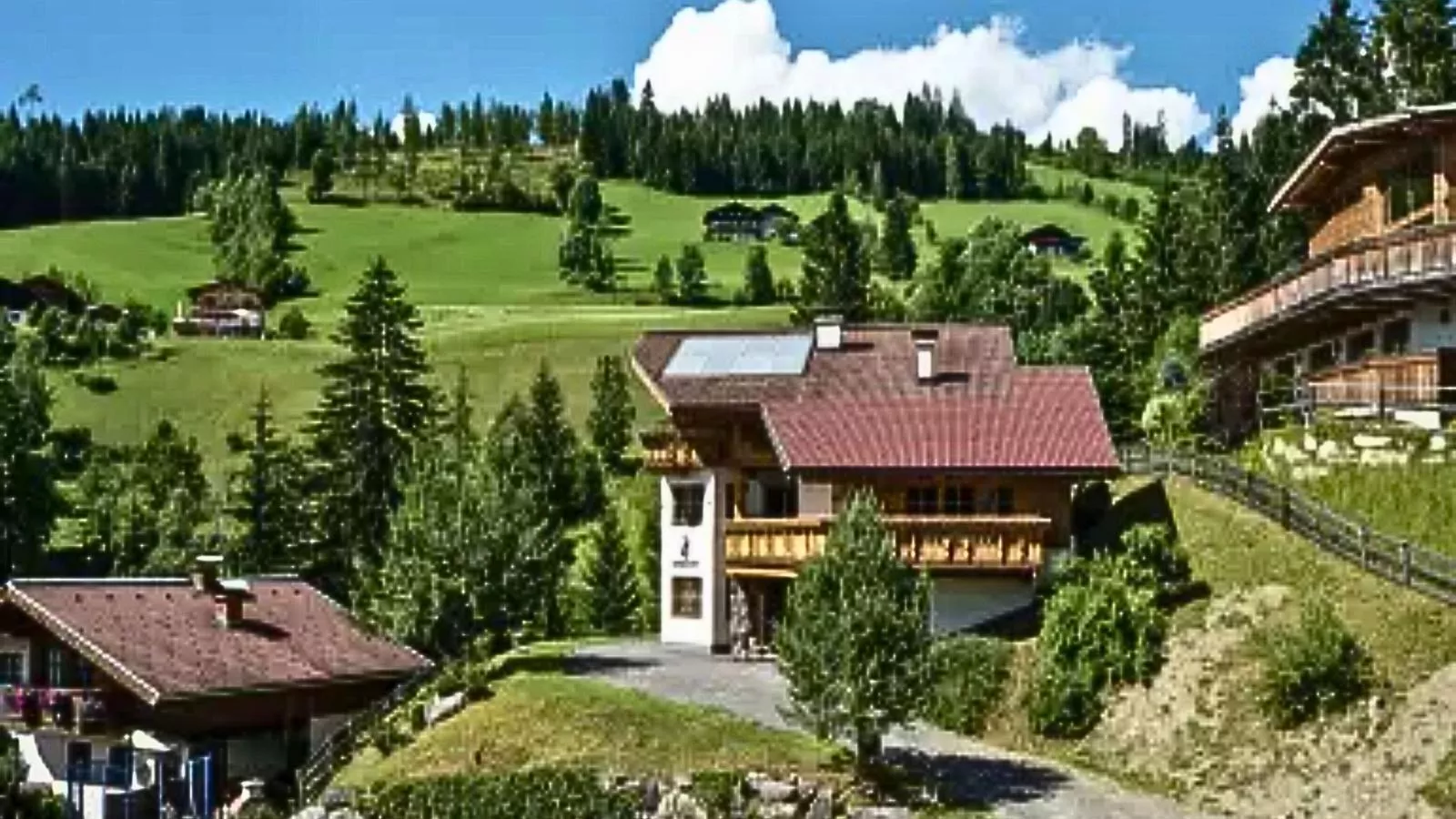 Lodge of Joy-Buitenkant zomer