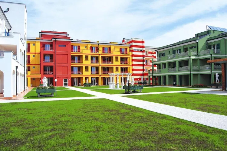 Ferienresort Ai Pozzi Village Spa Resort Loano - B5 ca 42 qm - Buitenkant zomer