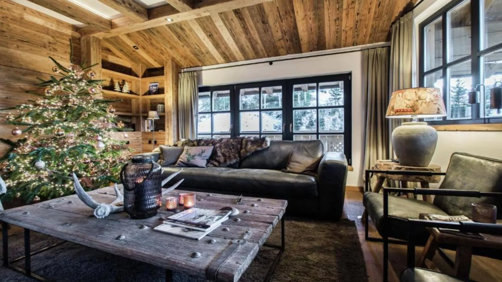 Lodge of Joy-Woonkamer