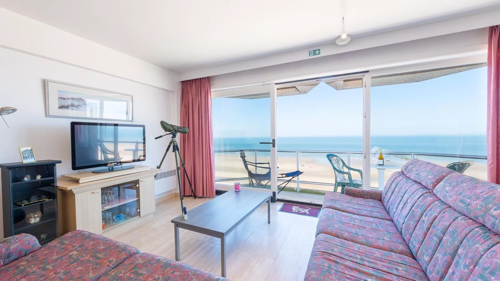 Mistral - 0801 + box 22 (Sunfield)