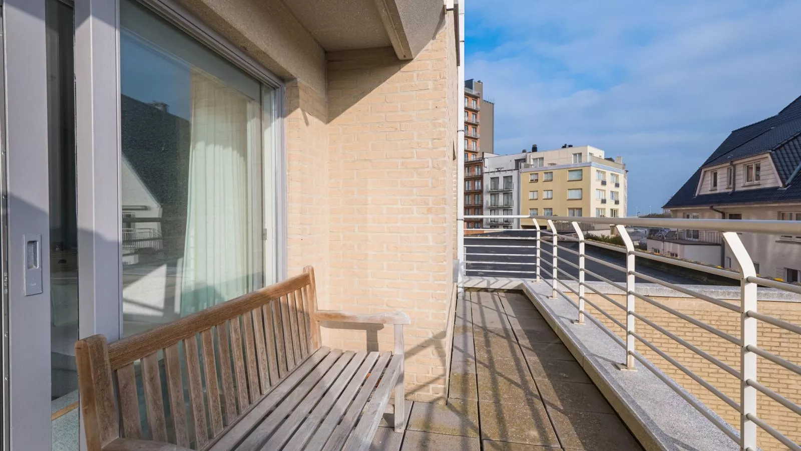 Four Seven  - 0102 + box 1