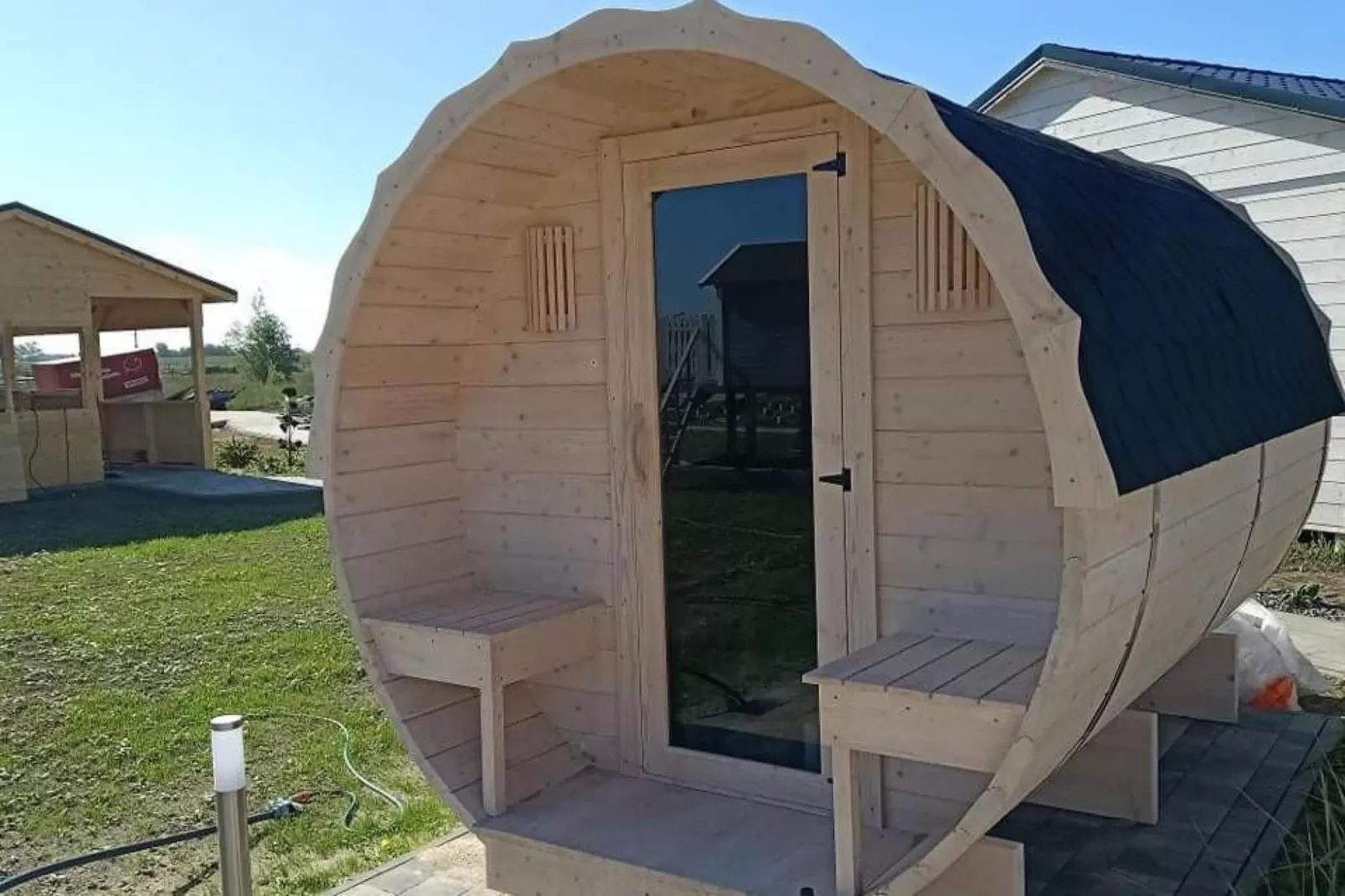 	Domki wakacyjne z basenem Gąski - Terrasbalkon