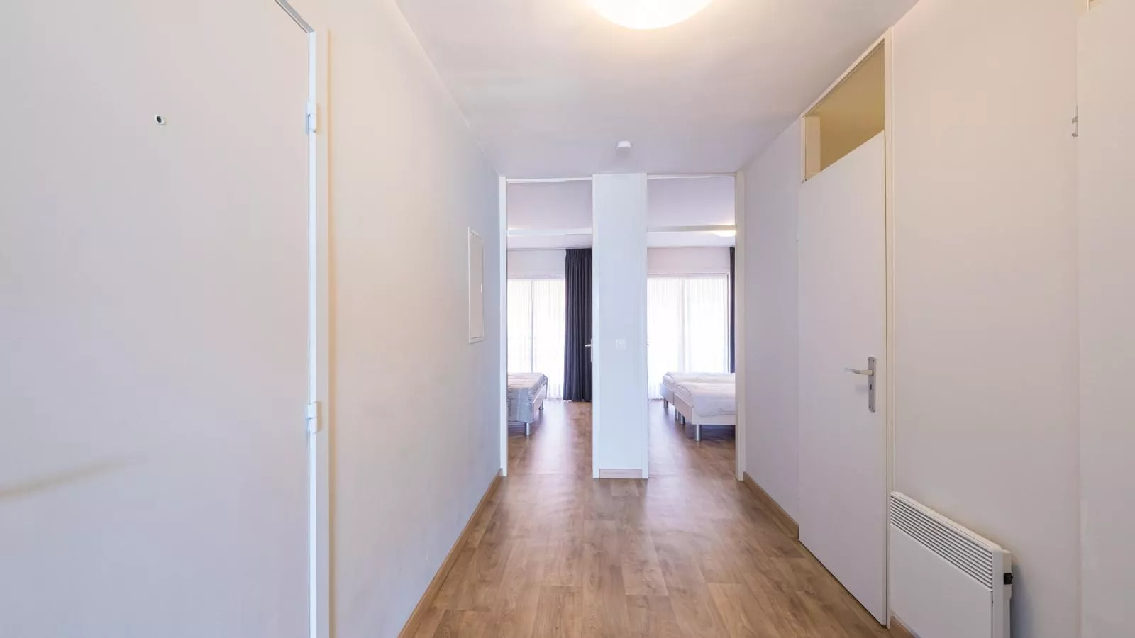 Atlantis I - 0104 + box 14-Hal-ontvangst