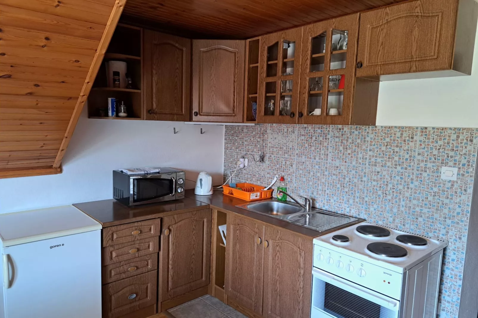 Guesthouse Žafran- Two Bedroom Apartment-Keuken