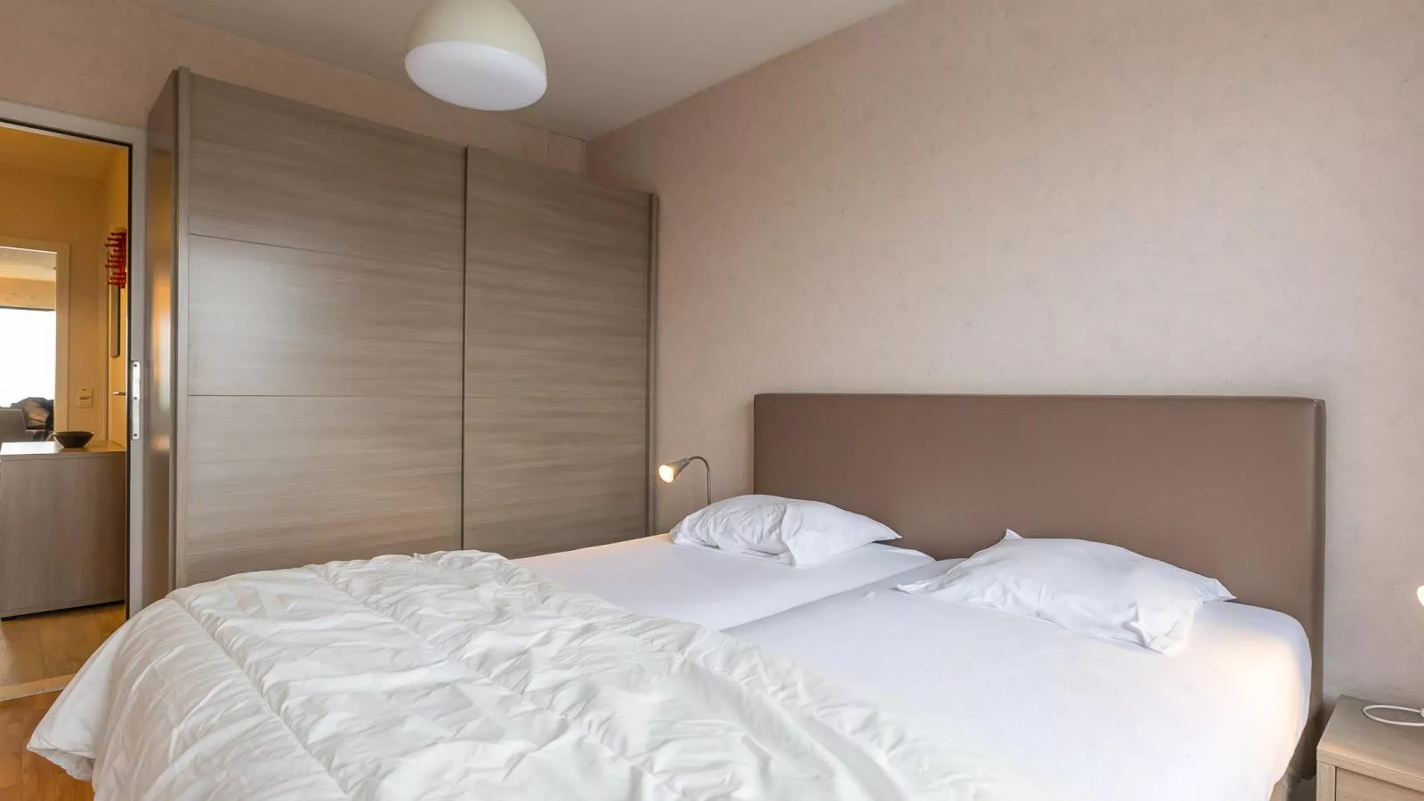 De Rede 2 - 0104 + park. 30-Slaapkamer