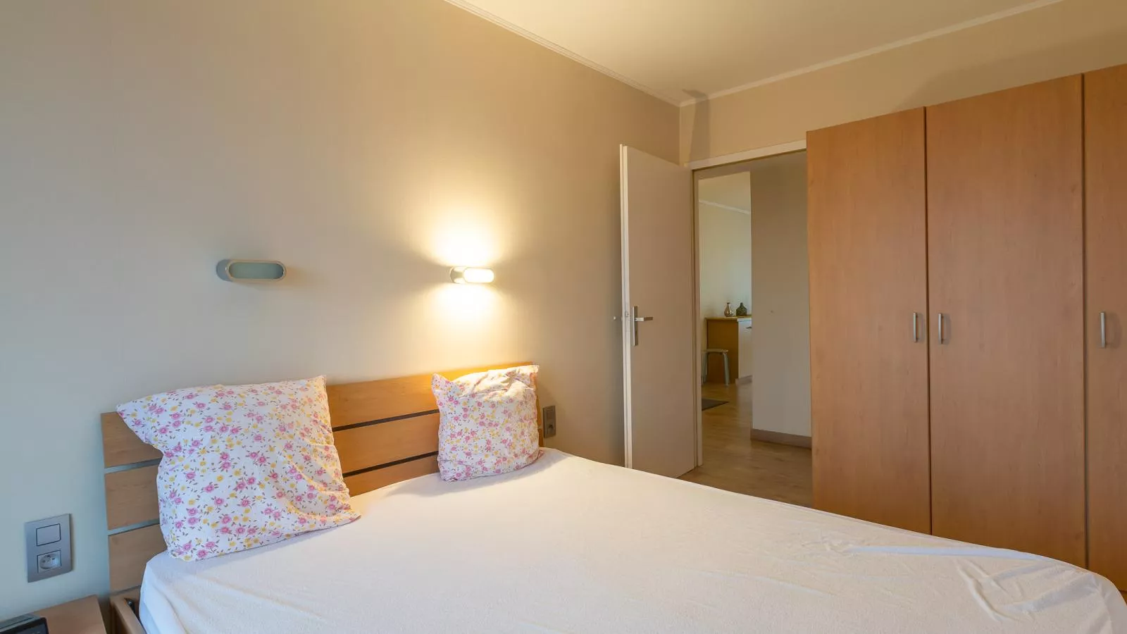 Brisbane II - 0403 + box 59 (Zeegalm)-Slaapkamer