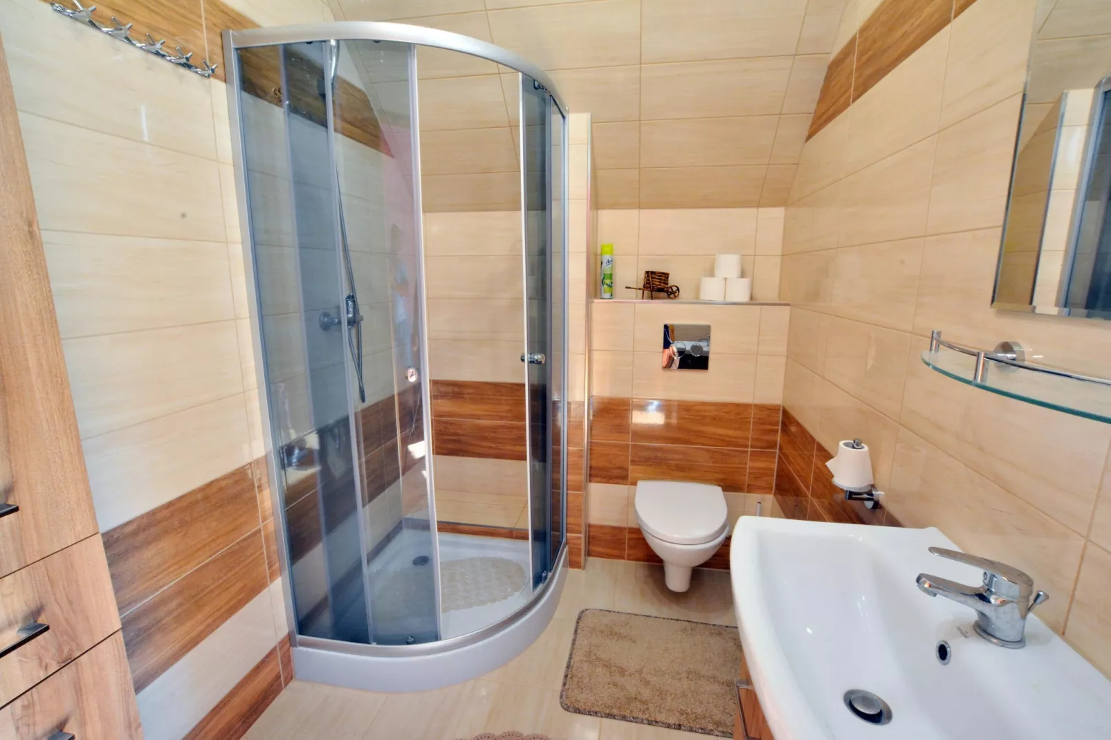 Dom wakacyjny w Jarosławcu-Badkamer