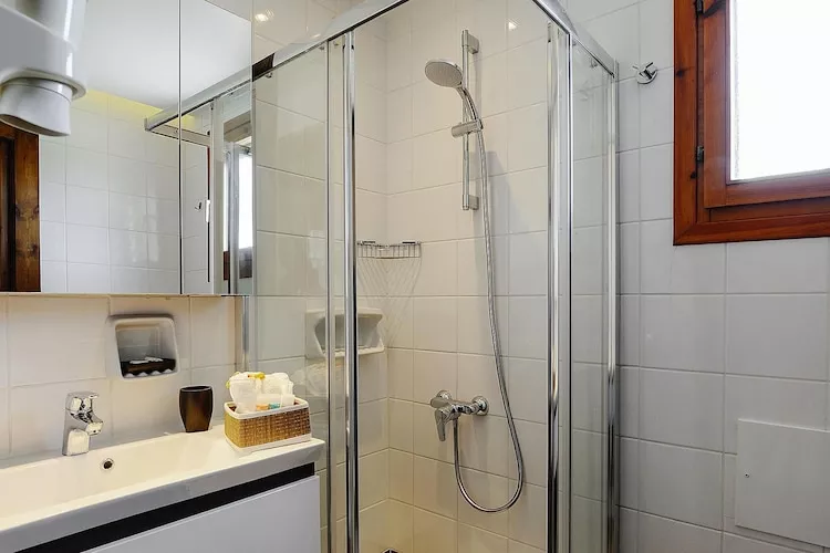 Holiday homes Trikorfo Beach, Gerakini-Panorama Senior, pax 2-6 - Badkamer