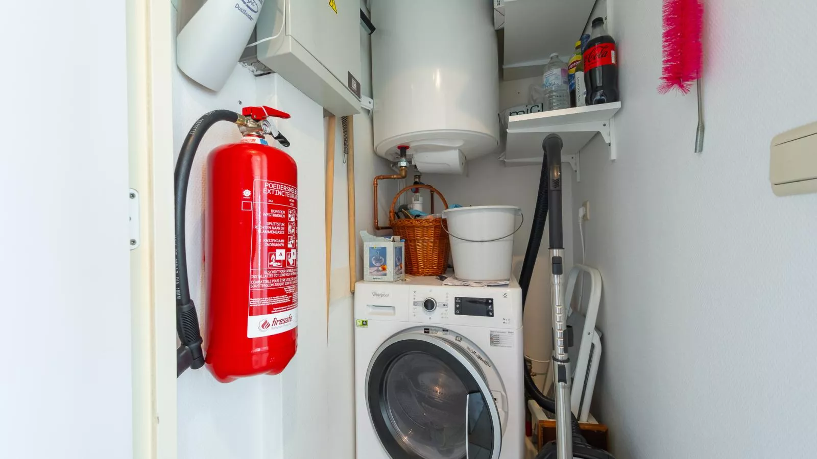 Mistral - 0801 + box 22 (Sunfield)