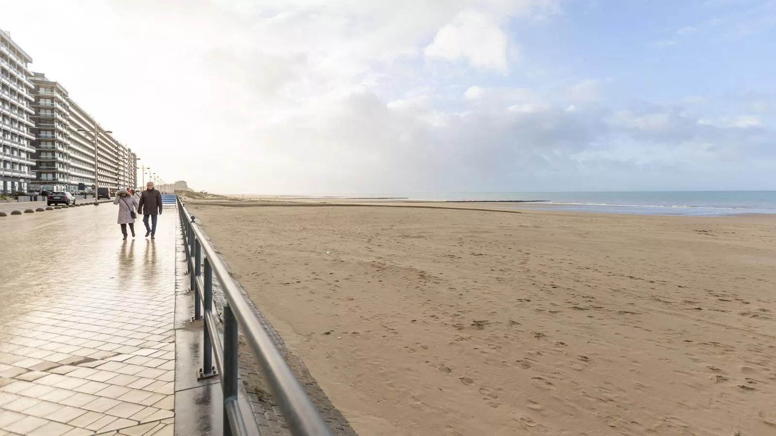 Sun Beach - 0802-Buitenlucht