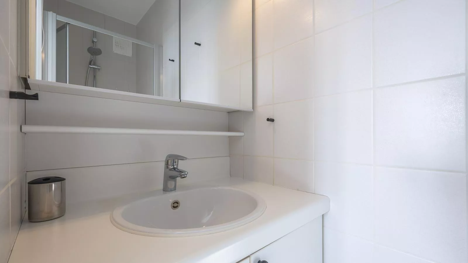 Prestige I - 0702 + box 1-Badkamer