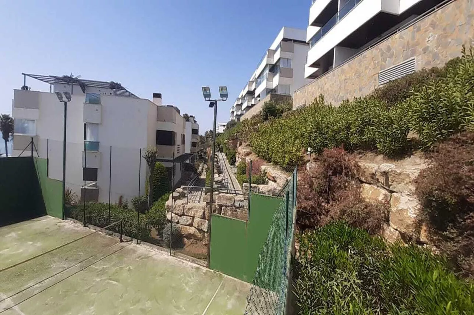 Camarate golf-Faciliteiten