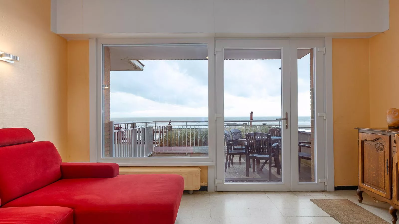 Sun Beach - 0001 + box 82 (Green Garden)