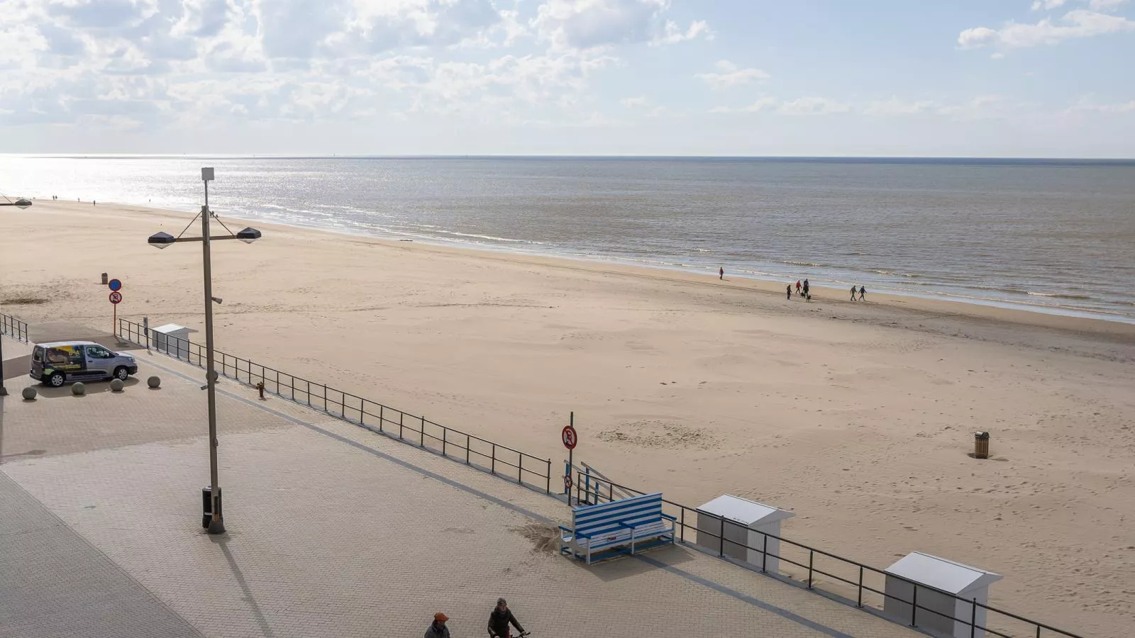 2000 - 0302 + park. 3-Buitenlucht