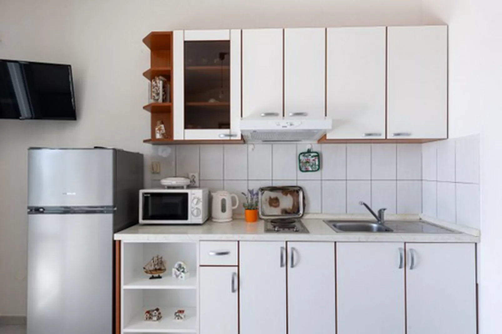 House Rašica - One Bedroom Apartment with Terrace and Sea view (2)-Keuken