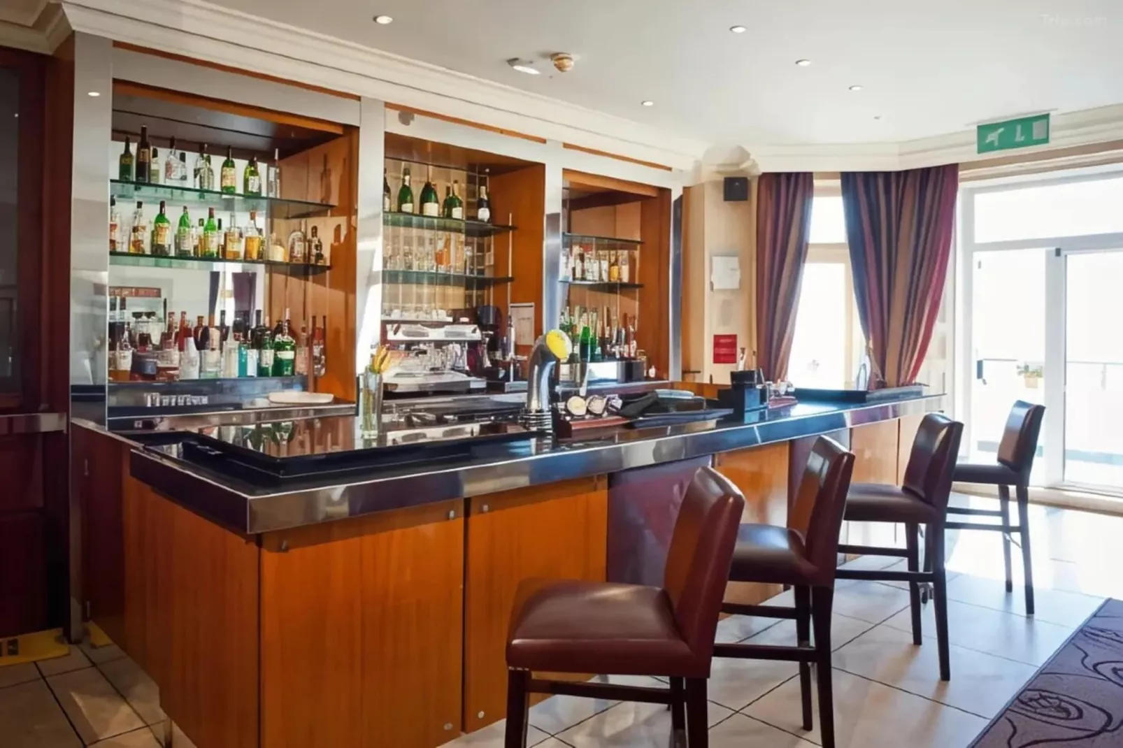 Executive Double Room-Eetkamer