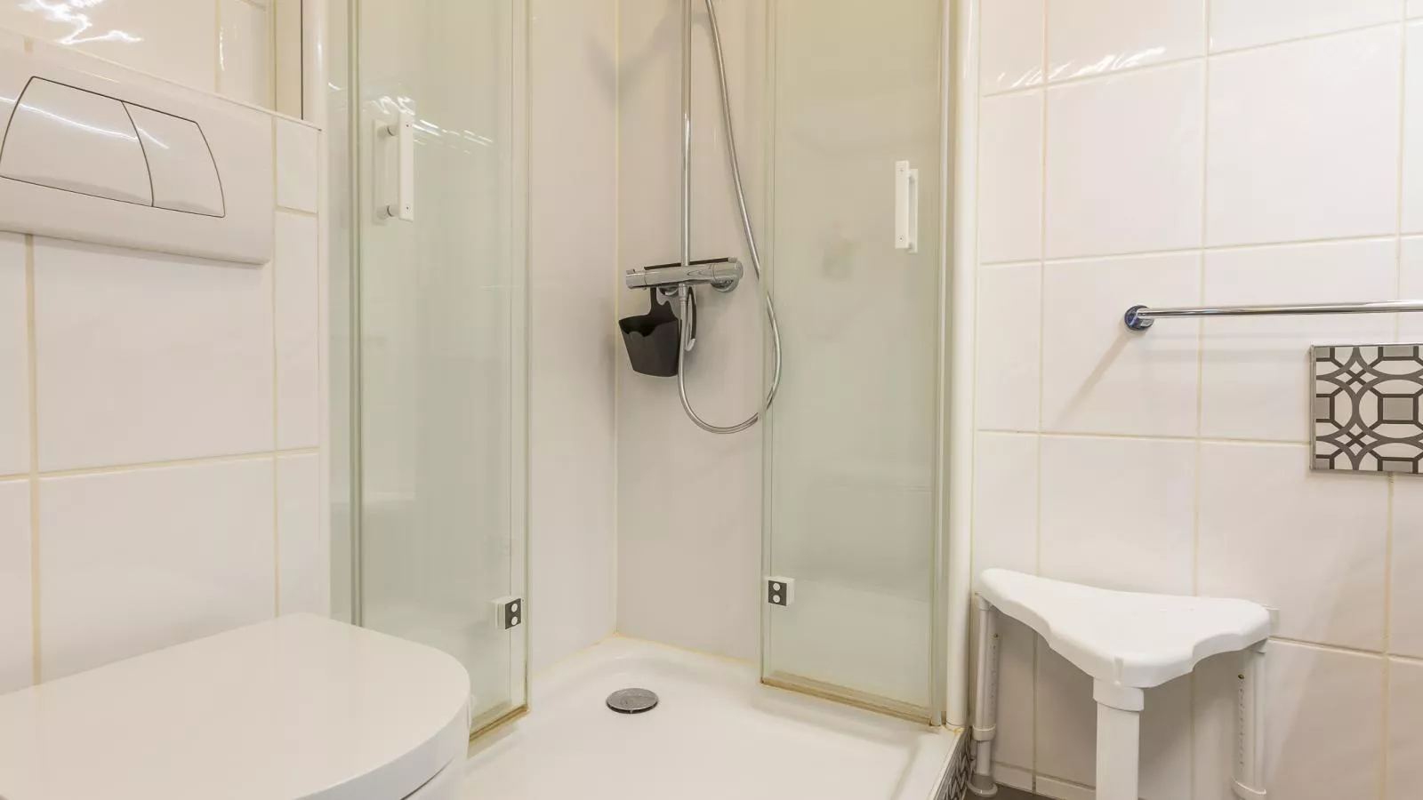 2000 - 0302 + park. 3-Badkamer