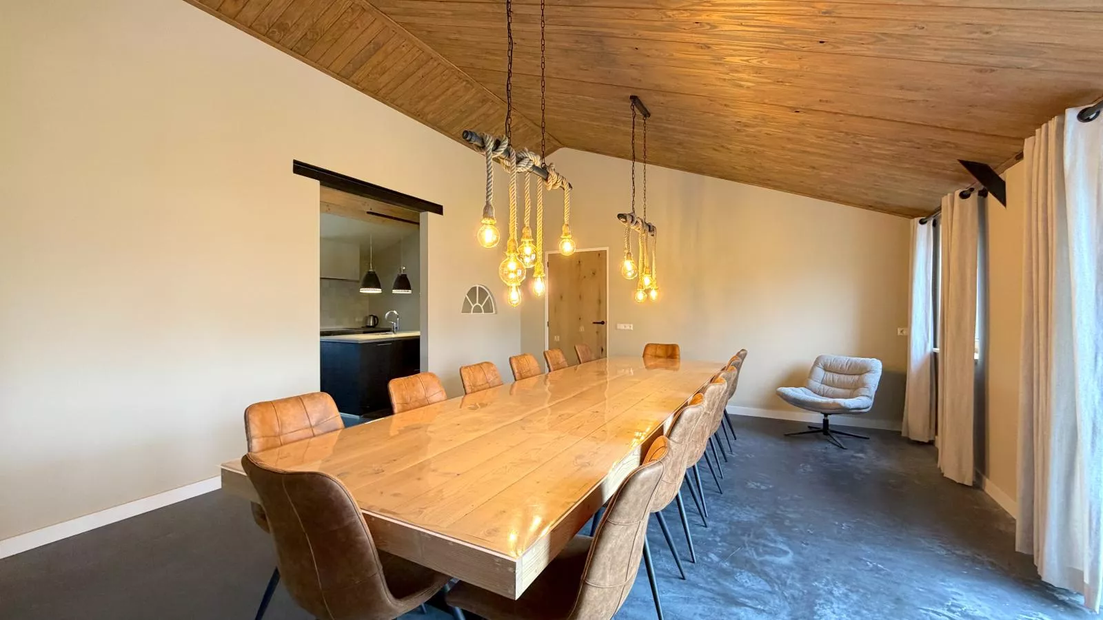 Sientjeshof 2-Eetkamer