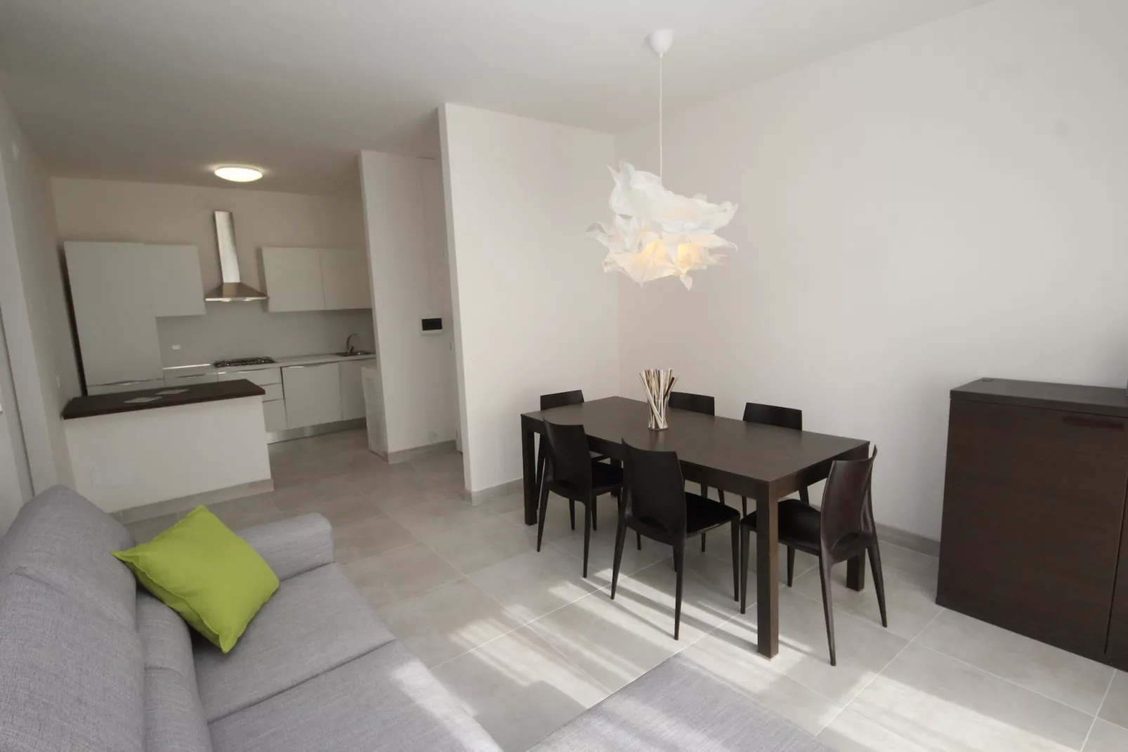 Sandra via Milano trilo - 13-Eetkamer