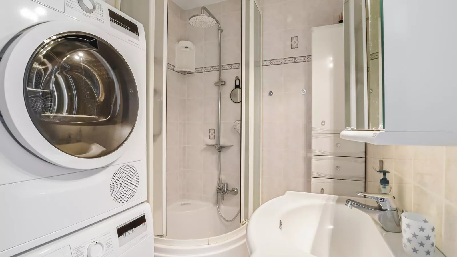 Godderis - C 67G-Badkamer