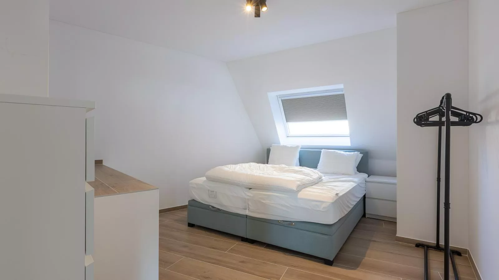 Green Lane The Sun  - 0401 + box 60