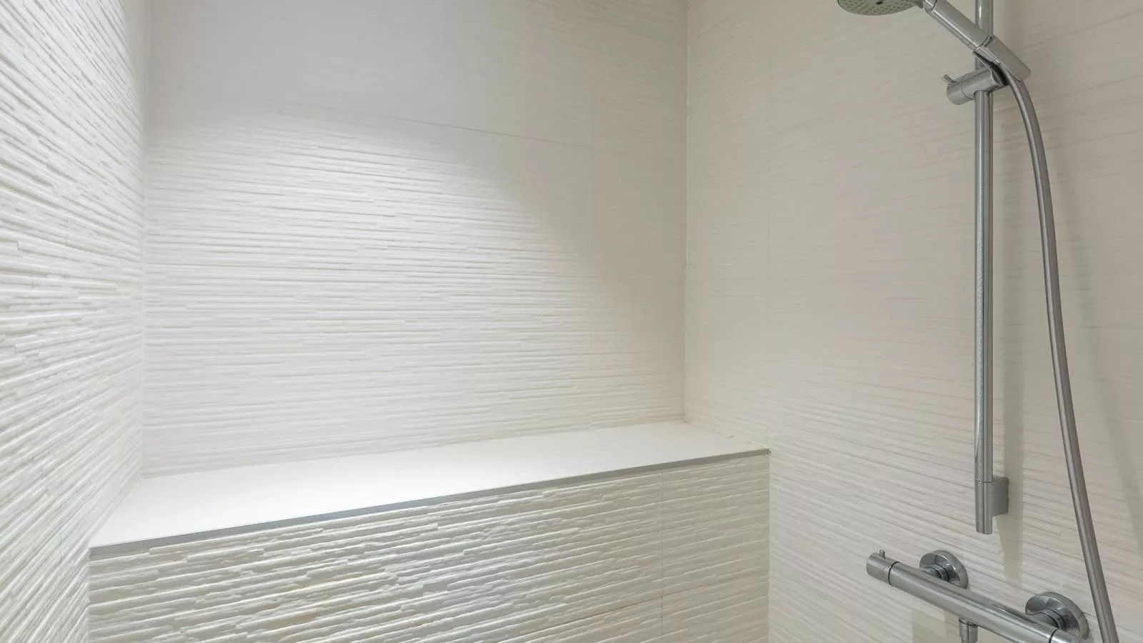 Manager  - 0509 + box 39 (Green Garden)-Badkamer