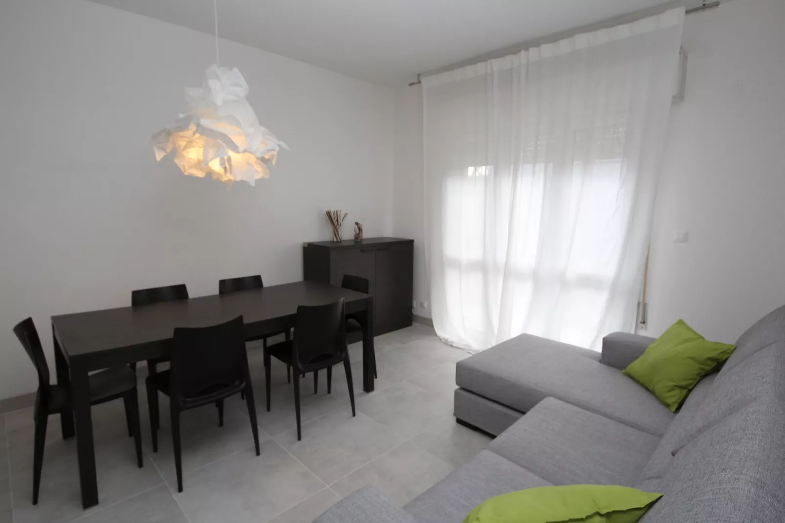 Sandra via Milano trilo - 13-Eetkamer