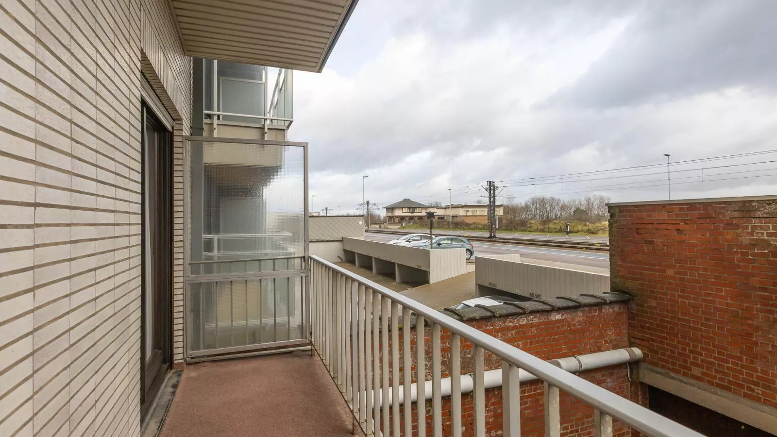 Sun Beach - 0001 + box 82 (Green Garden)-Buitenlucht