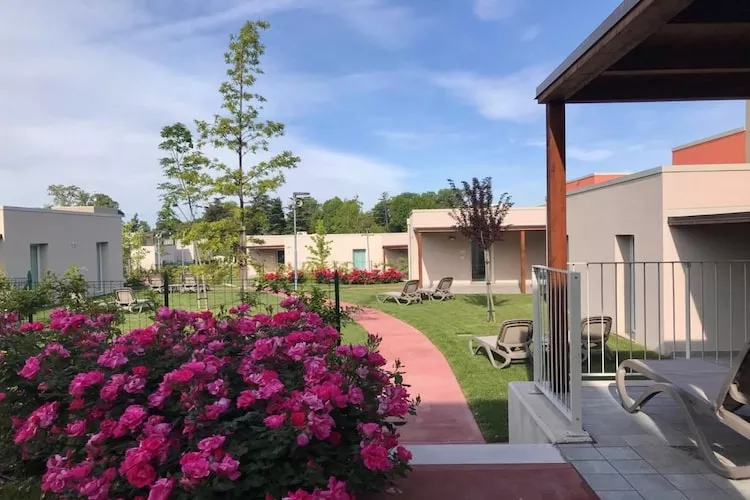 Sisan Family Resort Cisano di Bardolino - App 2 pax-Tuinen zomer