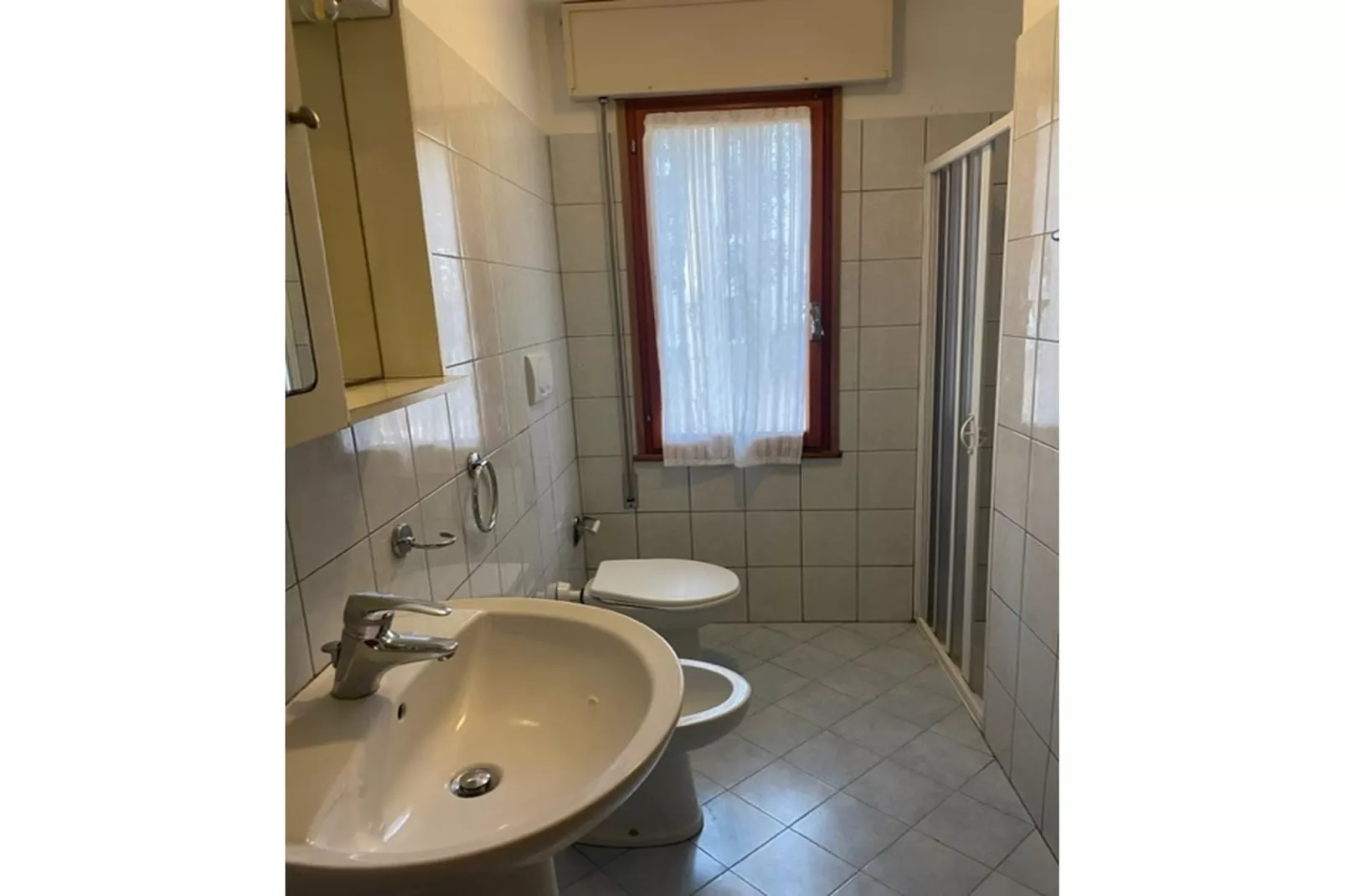 Solaris trilocale 72 -Badkamer