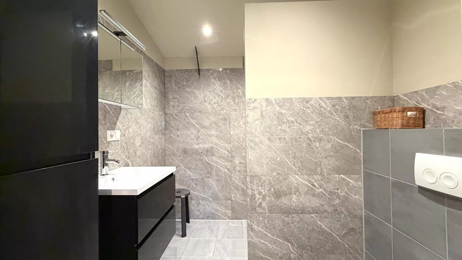 Sientjeshof 2-Badkamer