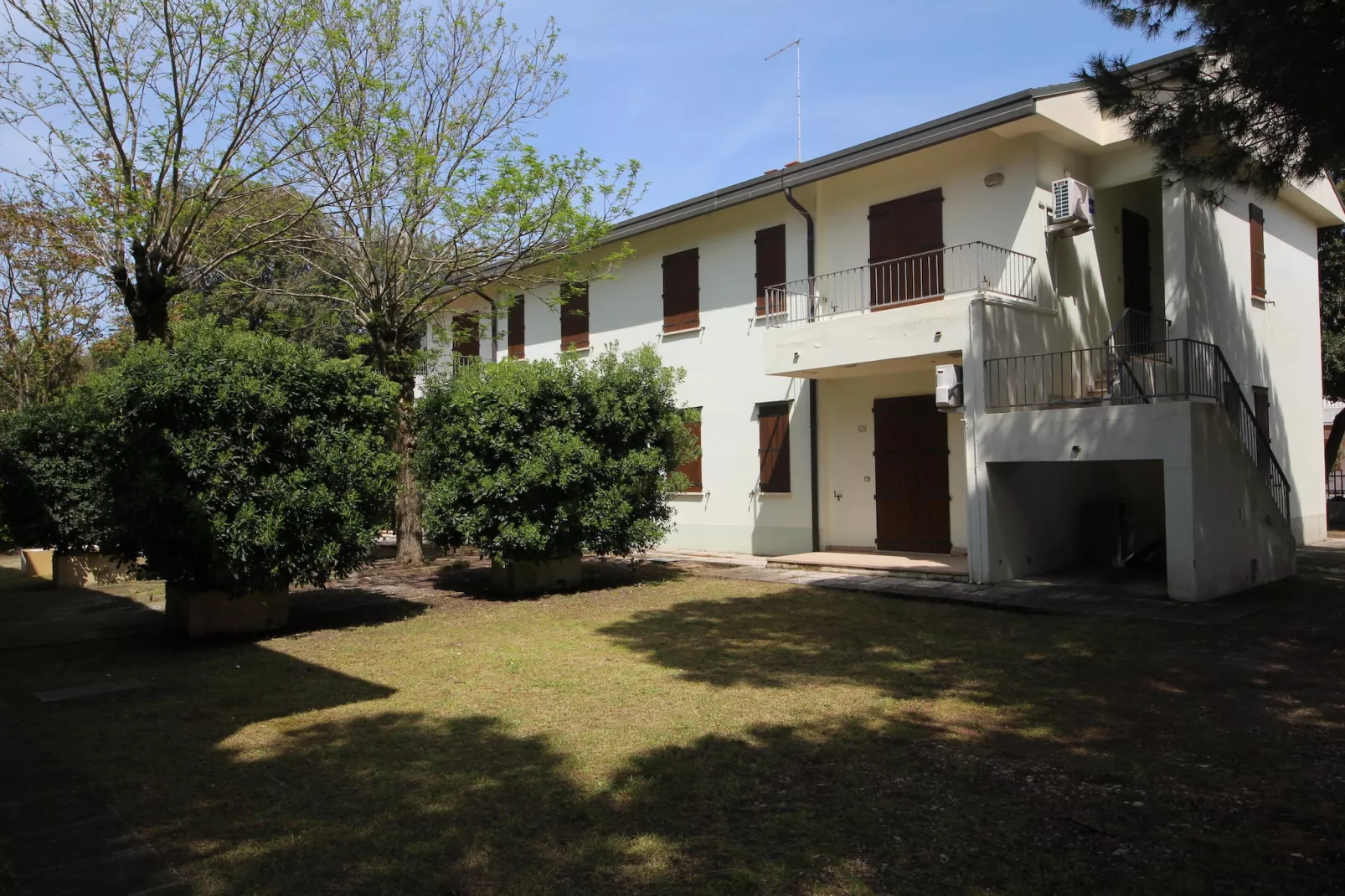 Lorenza trilo – 3-Buitenkant zomer