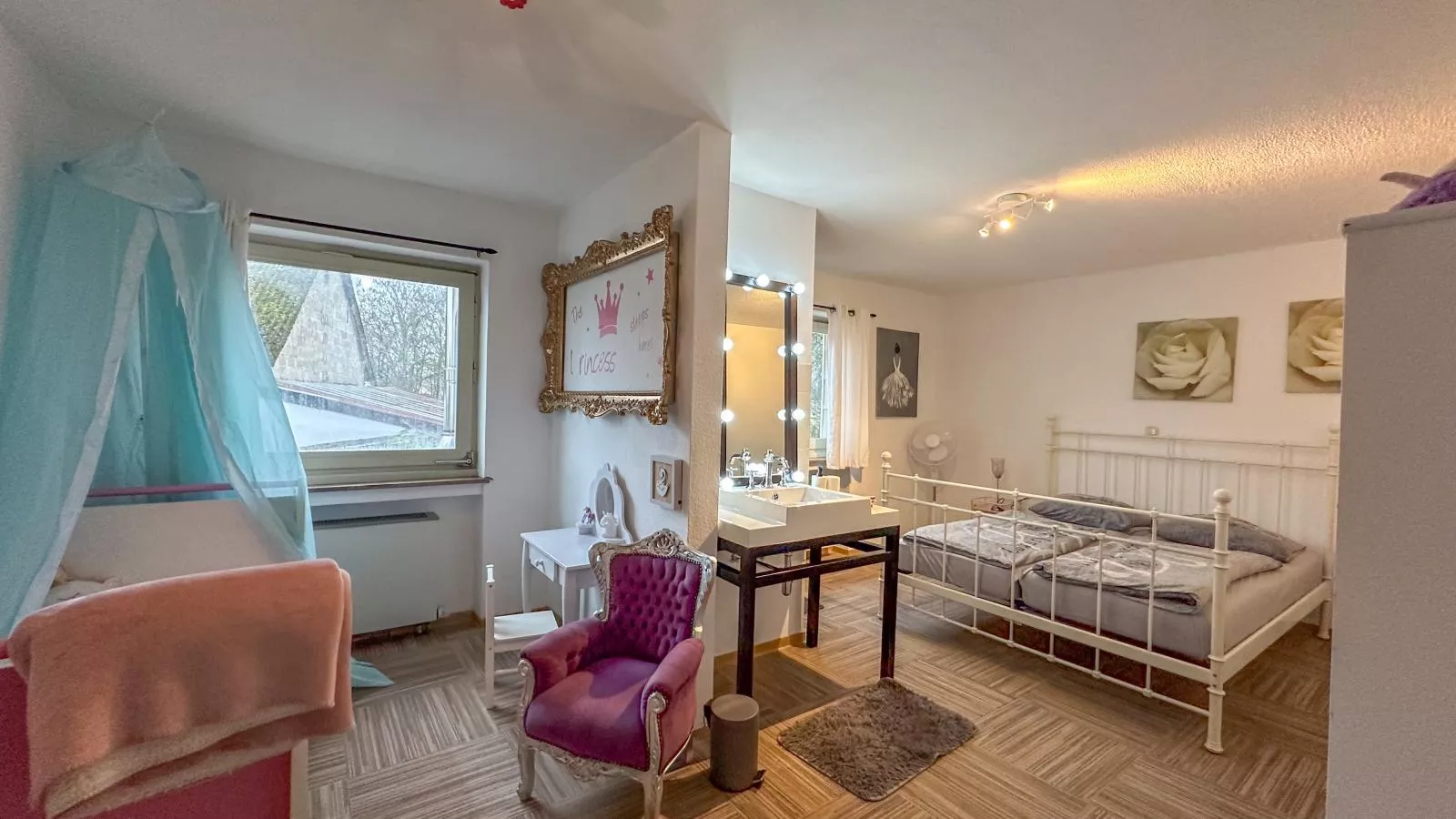 Großlangenfeld-Slaapkamer