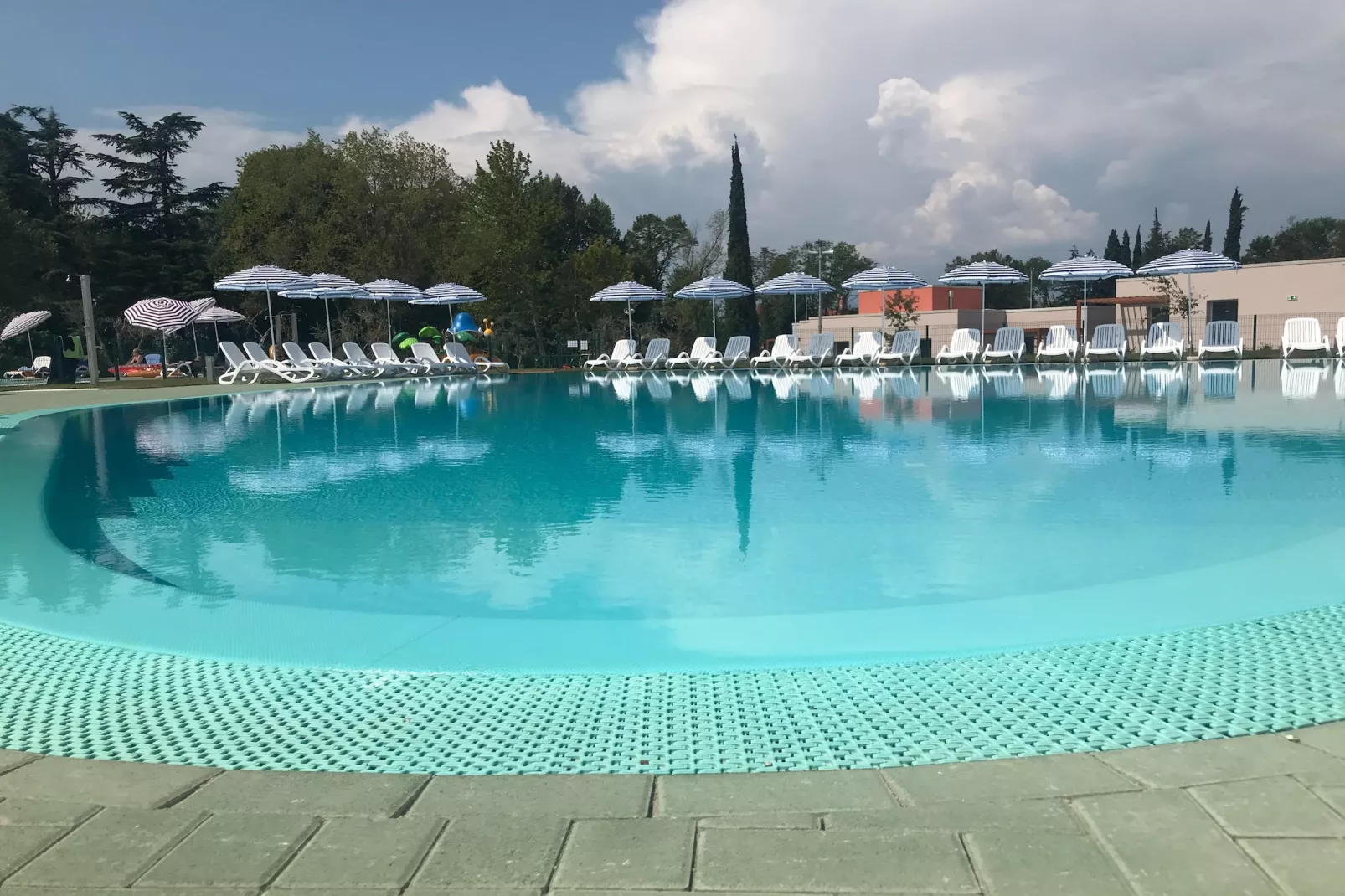 Sisan Family Resort Cisano di Bardolino - App 3 pax-Zwembad