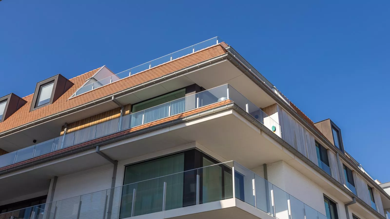 Green Lane The Sun  - 0401 + box 60-Buitenlucht