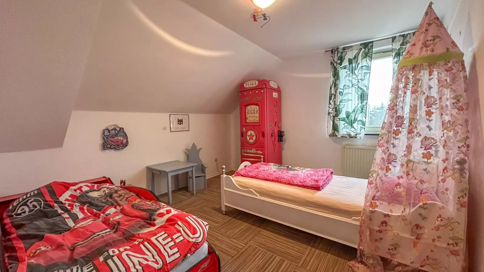 Großlangenfeld-Slaapkamer