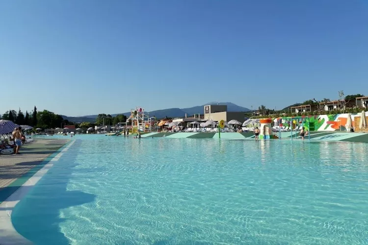 Sisan Family Resort Cisano di Bardolino - App 2 pax-Zwembad