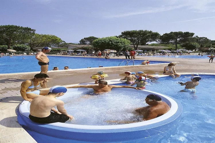 Sisan Family Resort Cisano di Bardolino - App 2 pax-Zwembad